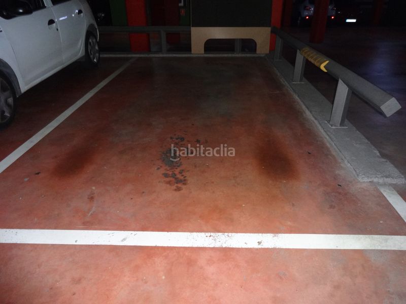 Foto 3eb0b96b-e73b-4ff1-9dd0-b1bcac160f3d. Pis amb calefacció aparcament a Zona Nord Rubí