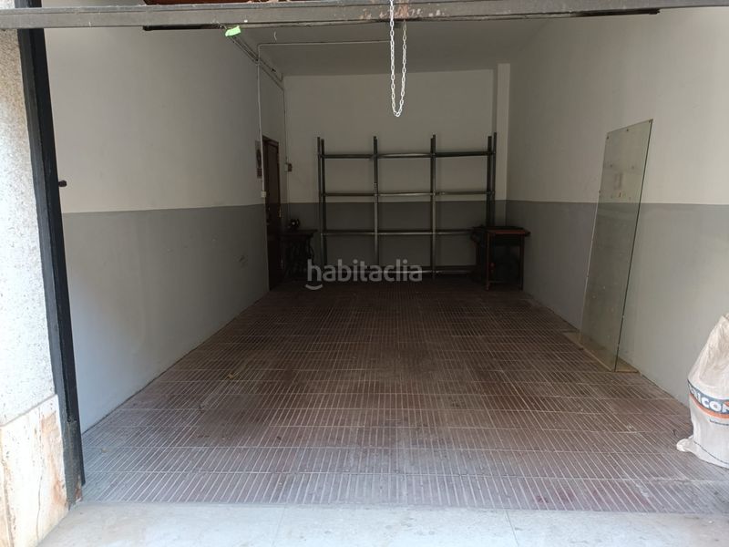 Foto e3541d53-7247-4cf9-81f8-815bbb547062. Aparcament cotxe a Centre Rubí