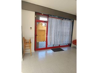 Business premise in Avenida Estatut 61