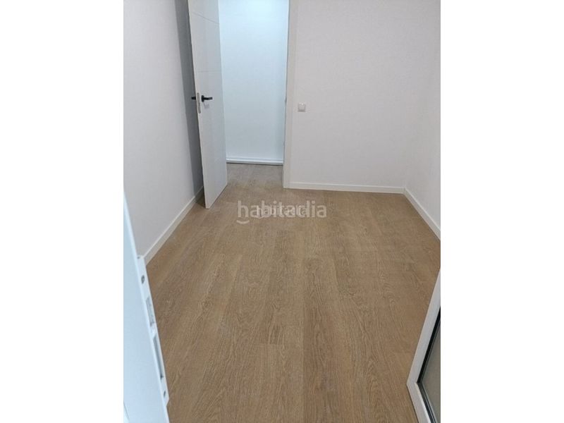 Foto 51624ae6-9c49-4f46-a324-94eb7990c52b. Pis a Progrés Rubí