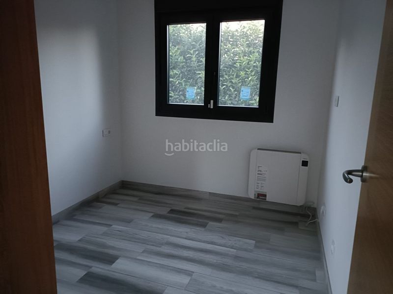Foto 0c7833e0-c9ca-4899-adb1-a7f1cc512cc8. Casa amb aparcament a Els Avets-Can Serrafossà-Ximelis Rubí