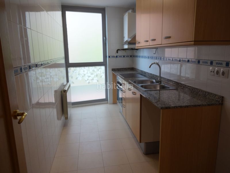 Foto 63a09979-5c04-4feb-aebf-86970467d781. Rent flat with heating parking in Centre Rubí