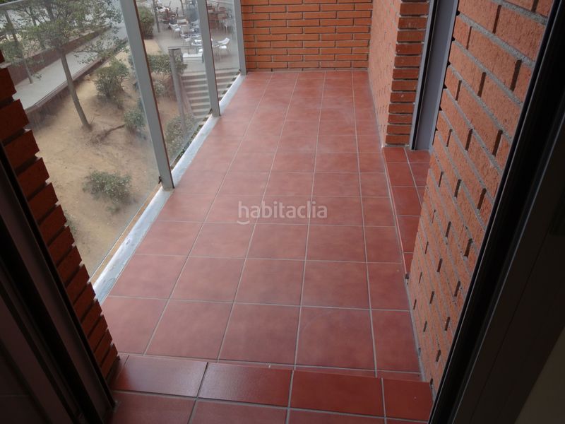 Foto 6c86bc72-418a-4909-8fb7-534d6e520cb1. Rent flat with heating parking in Centre Rubí