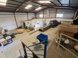 Industrial building in Calle Artes y Oficios