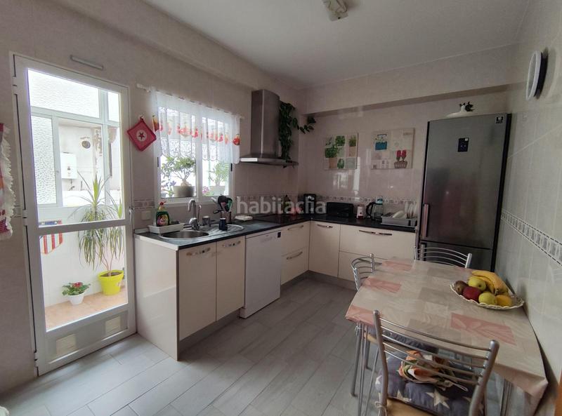 Foto 20ab6bba-1f43-4153-80ca-99b45a8c713a. Appartement dans avenida de los ángeles 34 dans Los Ángeles - Apolonia Lorca