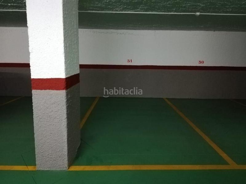 Foto 31229878-3abd-42bf-9782-8f333670f6a8. Parking voiture dans Sant Pau Valencia