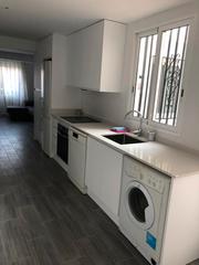 Pis a Natzaret. Ocasión. apartamento con inquilino y reforma integral en la call