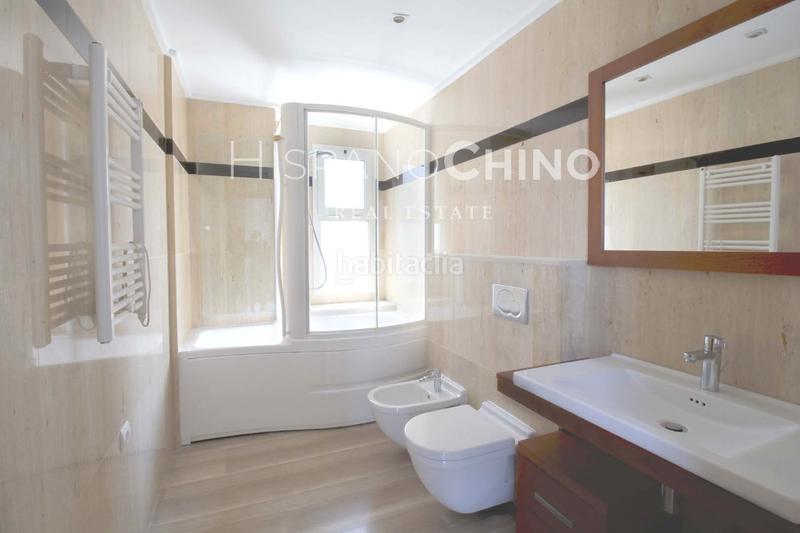 Foto 4680fbd1-b208-4c6e-b282-644ccbf8fc0f. Lloguer apartament amb calefacció aparcament piscina a Valencia