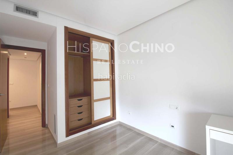 Foto 63ee69c3-e4fe-4246-a6bc-7359721d26b1. Rent apartment with heating parking pool in Barrio Benicalap Valencia