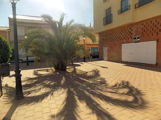 Location Local commercial  Calle virgen de loreto. Local diafano en alquiler. local situado en un enclave perfecto