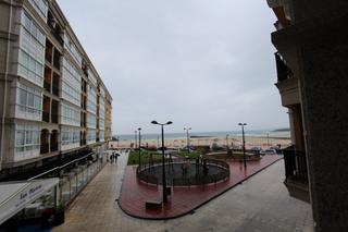 Pis  Paseo colon, de. Venta y alquiler vacacional  en  foz  lugo,  con vistas al mar p