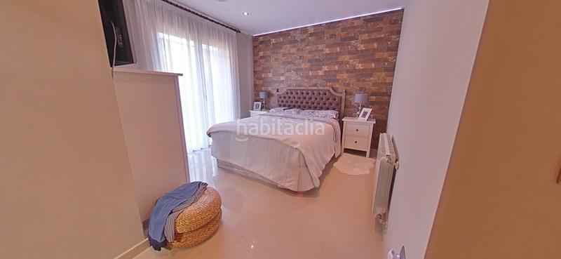 Foto 2a05ac24-a5df-4433-a723-8a5c1bcaaa7c. Chalet exclusivo chalet en zona residencial en Sant Esteve Sesrovires