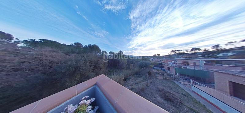 Foto 90fa8f5d-0747-4bc9-9611-cca3e92676df. Chalet exclusivo chalet en zona residencial en Sant Esteve Sesrovires