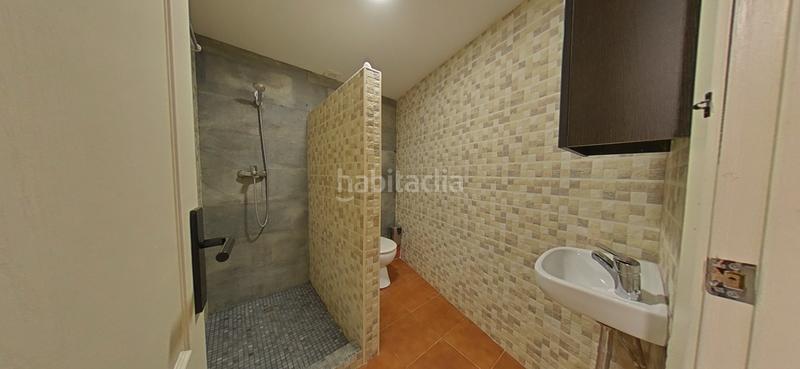 Foto a19ad8fe-523a-49f2-bbc3-4c3d377d94f1. Chalet exclusivo chalet en zona residencial en Sant Esteve Sesrovires