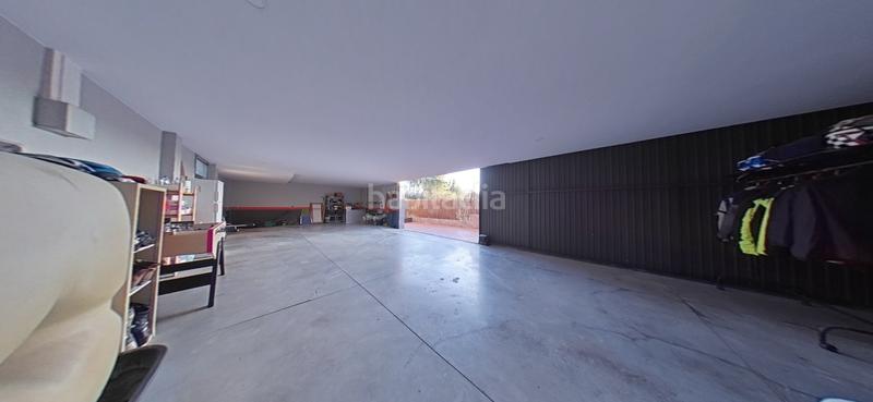 Foto f915cfc3-394e-4cea-af21-be0a23acdf07. Chalet exclusivo chalet en zona residencial en Sant Esteve Sesrovires