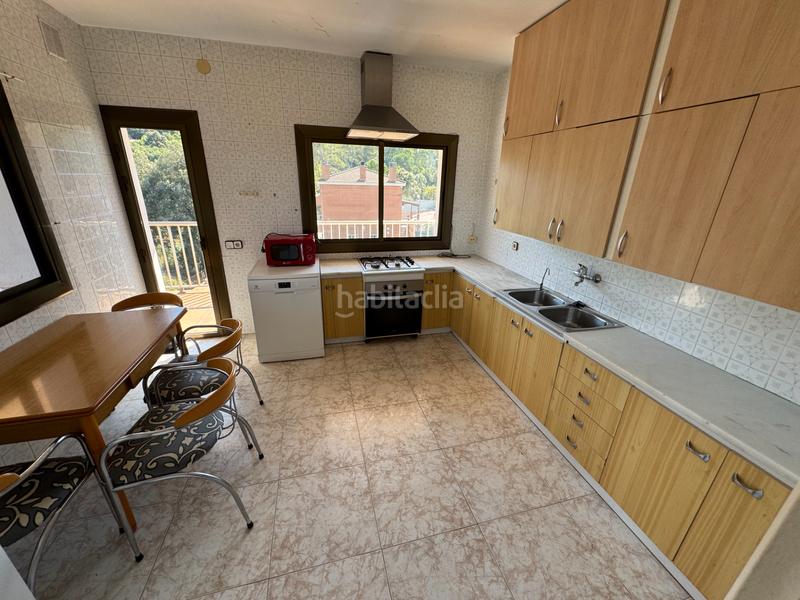 Foto 43f07236-a460-4488-b9df-f05da0c716e9. Chalet  en zona residencial en Castellví de Rosanes