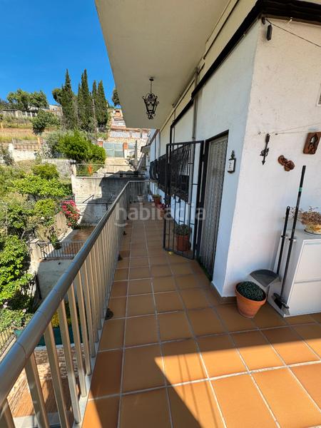 Foto 8904fd33-29ff-40d1-aa59-29bebd6cd470. Chalet  en zona residencial en Castellví de Rosanes