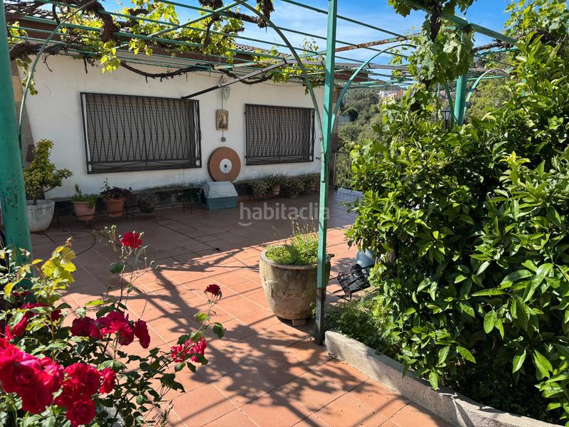 Foto a76c0bcb-2485-4239-8476-89734cf3b8cb. Chalet  en zona residencial en Castellví de Rosanes