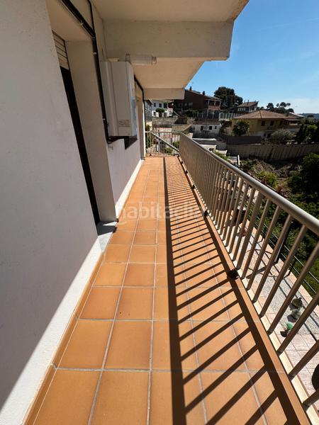 Foto c5b3ae51-824b-4f61-96bb-aee3f4c8f49c. Chalet  en zona residencial en Castellví de Rosanes