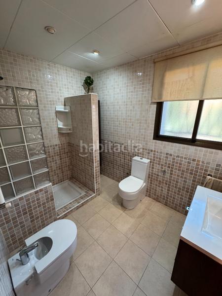 Foto c8c475f6-97b2-4c3c-a94f-58dc57201f28. Chalet  en zona residencial en Castellví de Rosanes