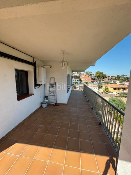 Foto f0faed21-2556-46ef-8026-702cf5e9c014. Chalet  en zona residencial en Castellví de Rosanes
