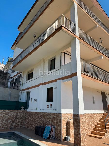 Foto fae674a2-c76d-4882-bdb1-a95d90cd7251. Chalet  en zona residencial en Castellví de Rosanes