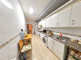 Flat  Carrer del rector juanico. Piso de 4 habitaciones y dos baos