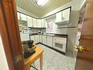 Etagenwohnung  Carrer de joan xxiii. Piso en el centro