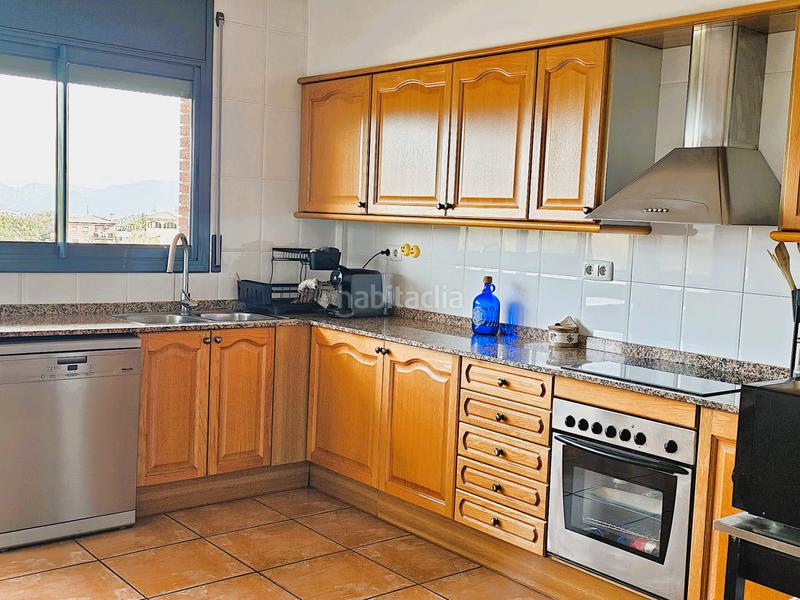 Foto 424f25ad-f750-430f-8423-56ecd198c149. House with heating parking pool in Masquefa