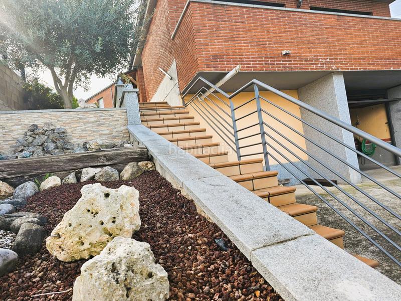 Foto 61290d54-3d39-43ff-98d6-30ac3fa8d740. House with heating parking pool in Masquefa