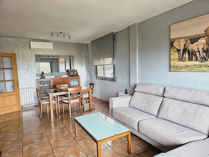 Foto 8960ae34-458a-4d10-a410-3153dad8bf77. House with heating parking pool in Masquefa