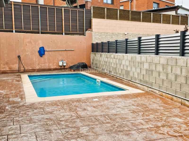 Foto 9e3fcefc-90aa-4c48-913b-729f316ee4af. House with heating parking pool in Masquefa