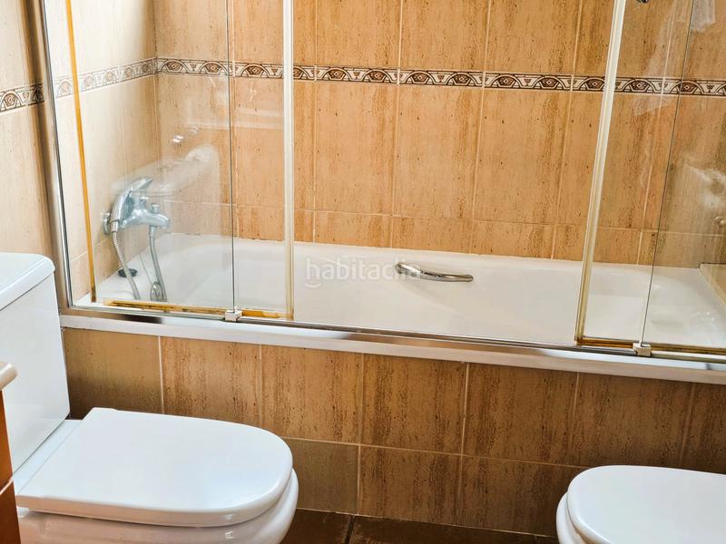 Foto aec0b216-2728-4656-b481-a4db40a410c6. House with heating parking pool in Masquefa