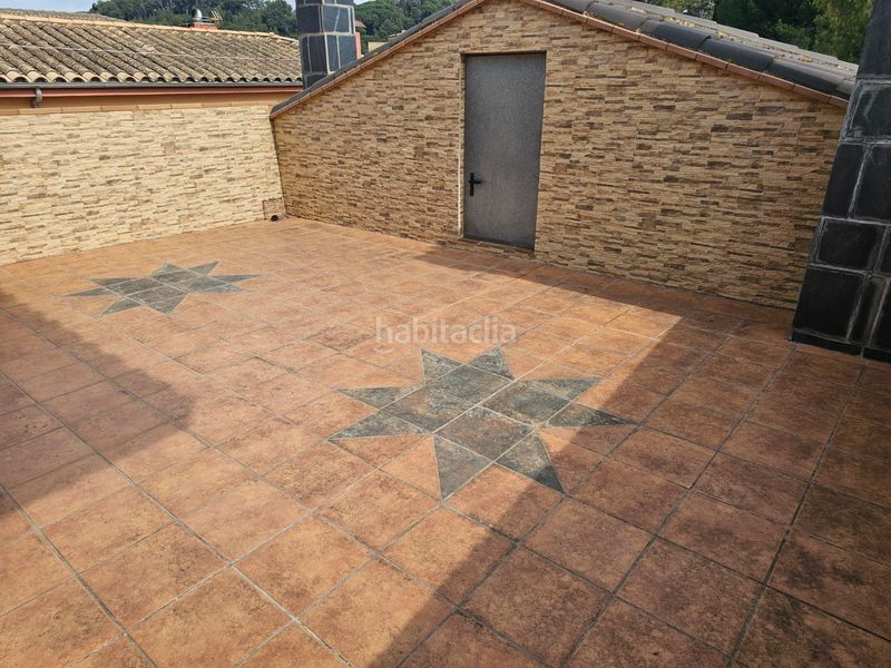 Foto de4132ad-9981-4f54-921b-c6a6499b594a. Xalet amb xemeneia calefacció aparcament piscina a Girona