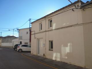 Location Mas à Llagostera. Casa de 4 habitacions i pati per llogar