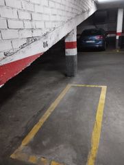 Alquiler Parking moto en Carrer de tàrrega 12. Parking para moto