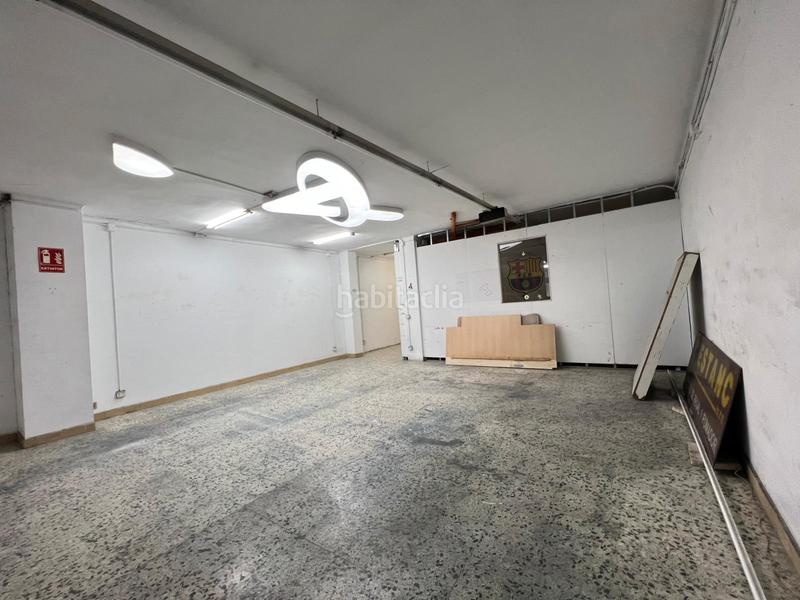 Foto 0fafbd23-baea-42e6-9e61-bed518847fbd. Location local commercial dans carrer de quetzal 31 dans Barcelona