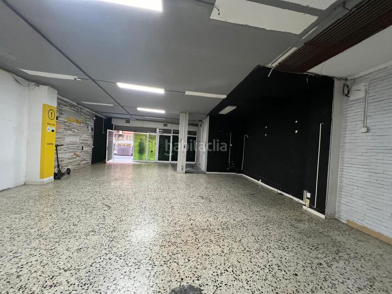 Foto 7bd13c72-a77c-423c-945d-22f824810ba5. Location local commercial dans carrer de quetzal 31 dans Barcelona