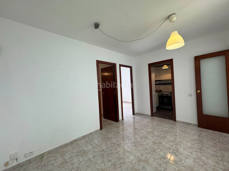 Foto 25e80b31-3c99-4293-87c7-7753d7e83835. Pis a Sants Barcelona