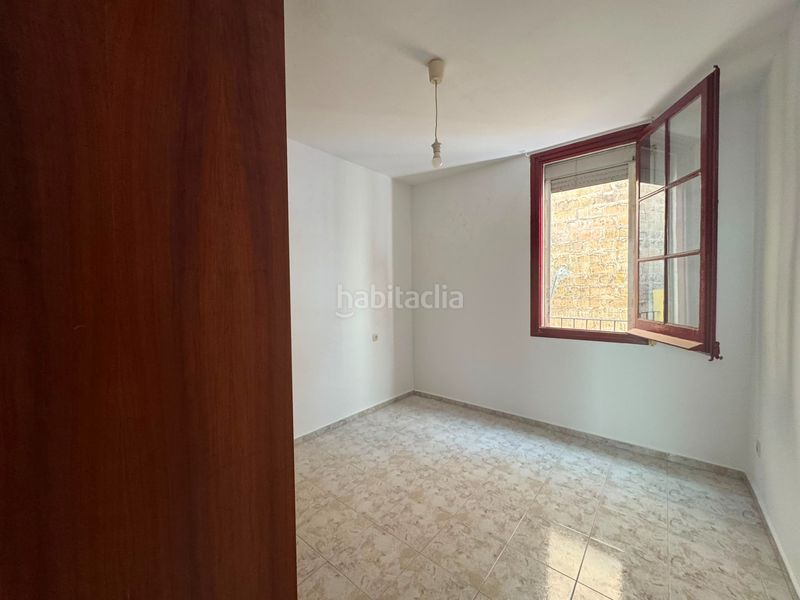 Foto 56a7de5b-17f8-4948-9409-d6f8e1b3f16c. Pis a Sants Barcelona