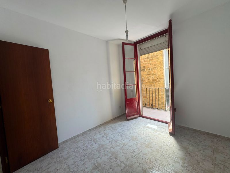 Foto c7c0adcd-584d-4626-a08f-01212488661a. Pis a Sants Barcelona