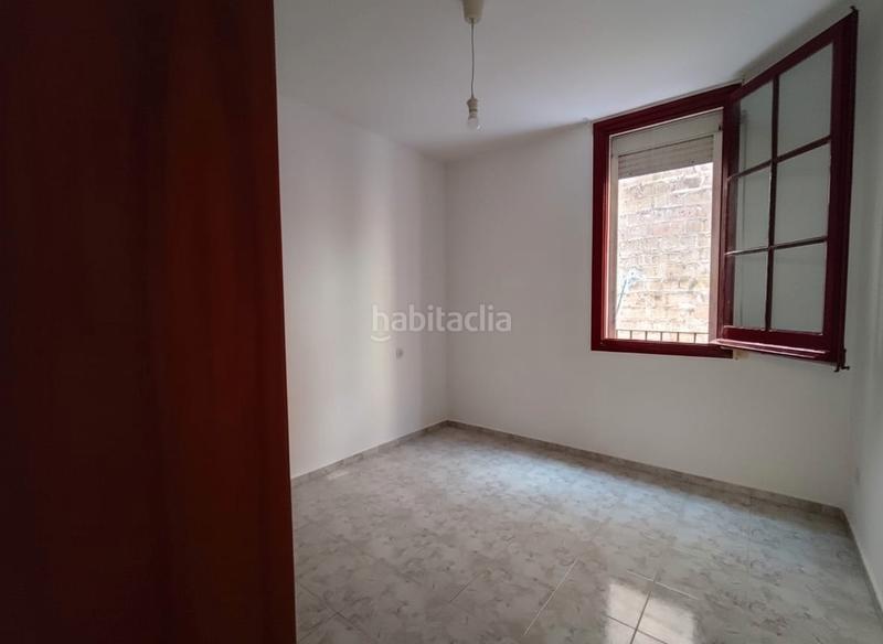 Foto 79c2ab96-2094-4297-9305-92a700bd8c5e. Piso en Sants Barcelona