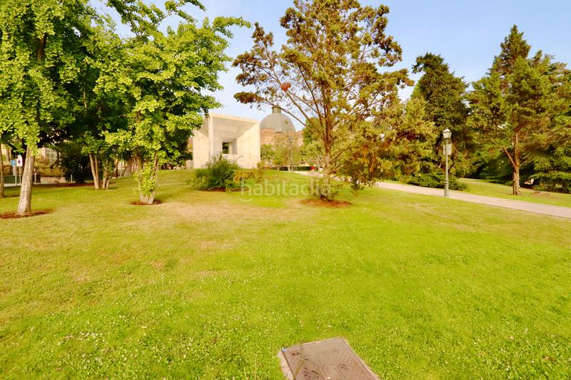 Foto b72e2ec3-5104-413a-9463-5de299d43286. House with heating parking in El Viso Madrid