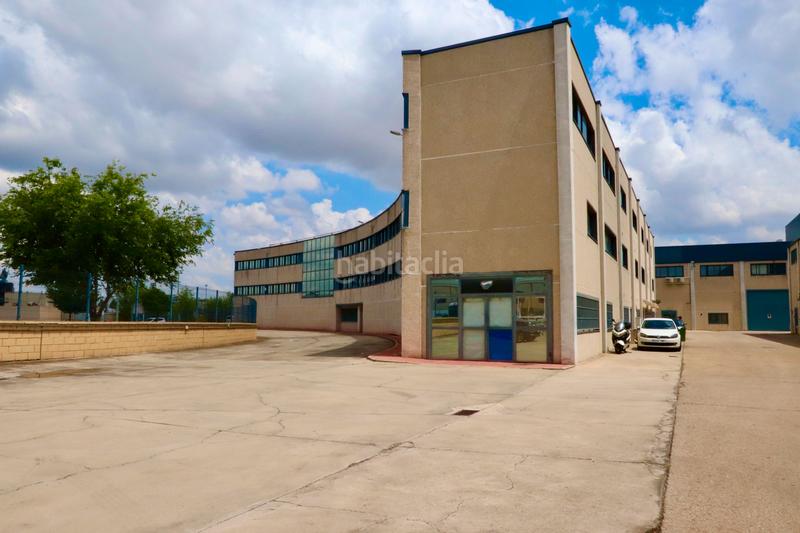 Foto c8596edc-c6f3-416f-a6d3-22e44d37f217. Bâtiment à usage industriel dans Zona Industrial Pinto