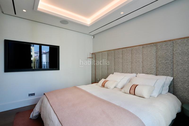 Foto 39cf840a-64ac-44dc-b170-3c13ac9af416. Flat with heating parking pool in Recoletos Madrid