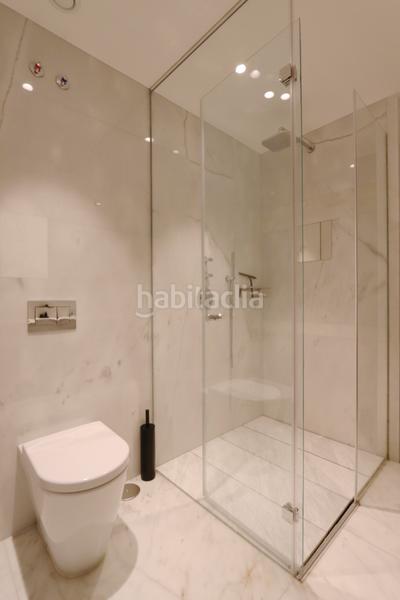 Foto edbe3aa1-9a19-4abc-8e8c-4a95802b1c08. Piso en Recoletos Madrid