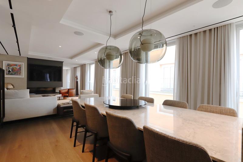 Foto fee6e9d6-1b30-4c9a-94dc-fba89a06e35e. Piso en Recoletos Madrid