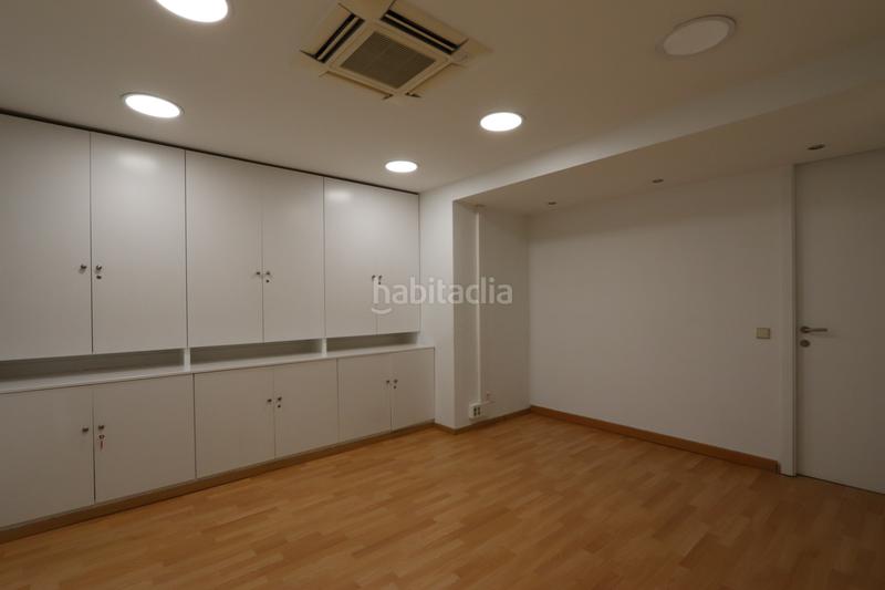 Foto 362ccc0e-1a64-4362-b032-45275d8866e0. Location bureau avec parking dans Recoletos Madrid