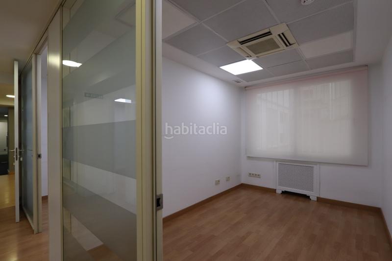 Foto b4bae8bc-de91-44d5-a1c8-4cd60a2c5cca. Miete büro mit parking in Recoletos Madrid
