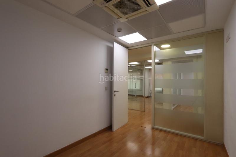 Foto e19e3724-6dd3-4a3e-9f79-5c9a61296916. Miete büro mit parking in Recoletos Madrid